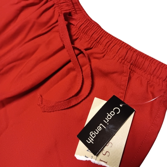 CLASSIC ELEMENTS WOMEN'S SIZE 14-16 RED CAPRIS WITH ELASTIC AND DRAWSTRING WAIST - Picture 3 of 6